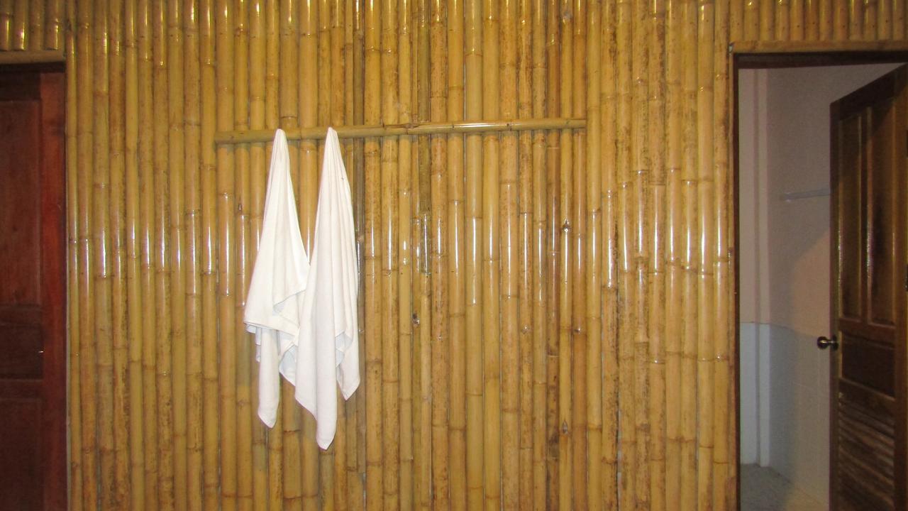 Chomdoy Bungalow & Restaurant ルアンナムター エクステリア 写真